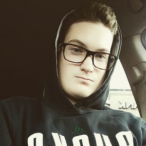 Meet your Posher, Maxwell